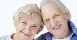 Usmiati seniori – prevencia a hojenie preležanín s ActiMaris